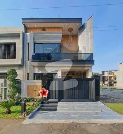 5 Marla Luxury Brand New House for Sale Park View City, Lahore