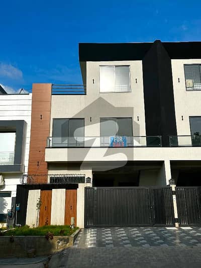 5 Marla Luxurious House For Sale In Multi Gardens B17 Islamabad - Block C1