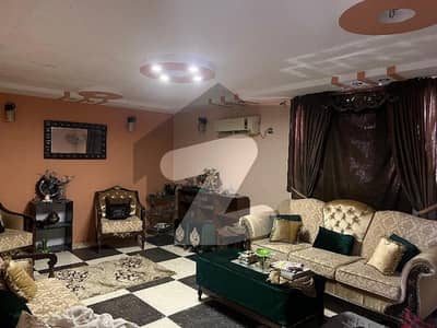 Upper Portion For Grabs In 425 Square Yards Karachi