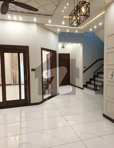 Prime Location 10 Marla House In Stunning DHA Sector G - Block 1 Is Available For sale