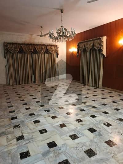 3 BED DD GROUND FLOOR PORTION FOR RENT IN GULSHAN BLK-6