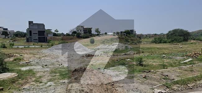 1 Kanal Plot For Sale In Overseas 3 Full Heighted Area