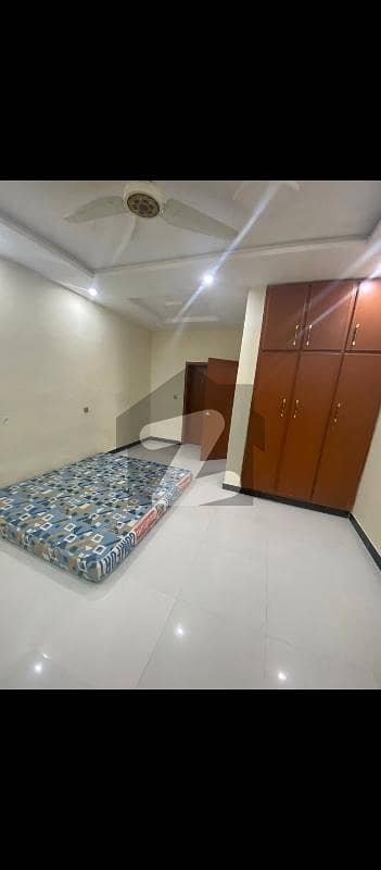 واپڈا ٹاؤن فیز 1 واپڈا ٹاؤن,لاہور میں 3 کمروں کا 10 مرلہ بالائی پورشن 70.0 ہزار میں کرایہ پر دستیاب ہے۔