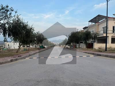 بحریہ انکلیو - سیکٹر ایم بحریہ انکلیو,بحریہ ٹاؤن,اسلام آباد میں 13 مرلہ رہائشی پلاٹ 1.4 کروڑ میں برائے فروخت۔