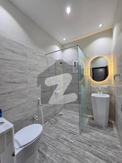 ڈی ایچ اے فیز 1 ڈی ایچ اے ڈیفینس,کراچی میں 3 کمروں کا 1 کنال بالائی پورشن 2.9 لاکھ میں کرایہ پر دستیاب ہے۔ ڈی ایچ اے فیز 1 ڈی ایچ اے ڈیفینس,کراچی میں 3 کمروں کا 1 کنال بالائی پورشن 2.9 لاکھ میں کرایہ پر دستیاب ہے۔