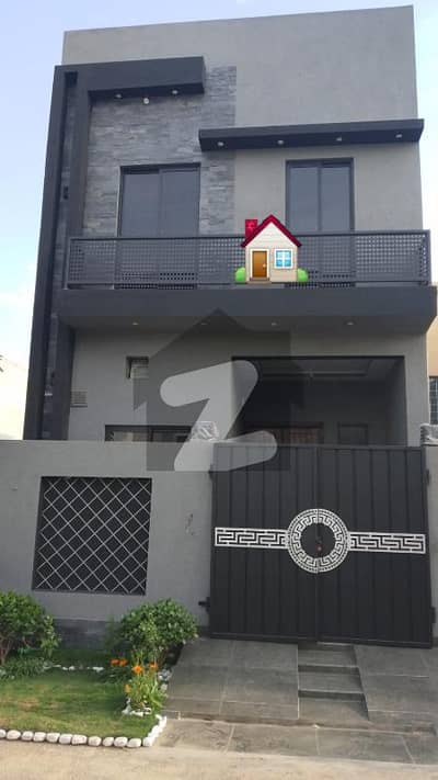 الکبیر ٹاؤن - فیز 2 الکبیر ٹاؤن,رائیونڈ روڈ,لاہور میں 3 کمروں کا 3 مرلہ مکان 1.45 کروڑ میں برائے فروخت۔ الکبیر ٹاؤن - فیز 2 الکبیر ٹاؤن,رائیونڈ روڈ,لاہور میں 3 کمروں کا 3 مرلہ مکان 1.45 کروڑ میں برائے فروخت۔