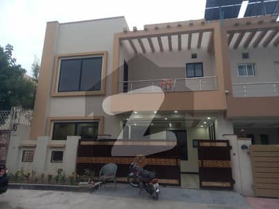 7 MARLA ABUBAKER BLOCK FROUNT OPEN DOUBLE UNIT NEW HOUSE FOR SALE 7 MARLA ABUBAKER BLOCK FROUNT OPEN DOUBLE UNIT NEW HOUSE FOR SALE