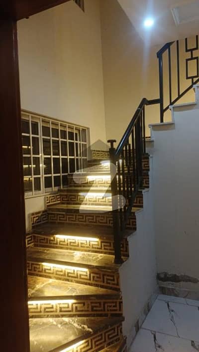 DHA PHASE 2 10MARLA FULL HOUSE FOR RENT