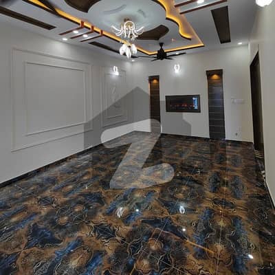 جناح گارڈنز ایف ای سی ایچ ایس,اسلام آباد میں 6 کمروں کا 12 مرلہ مکان 6.5 کروڑ میں برائے فروخت۔