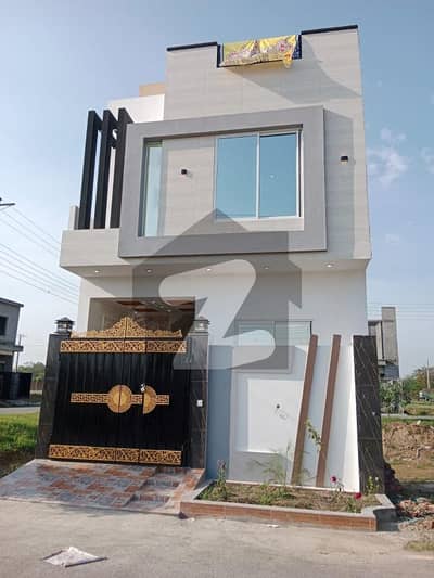 الحفیظ گارڈن - فیز 2 مین کینال بینک روڈ,لاہور میں 3 کمروں کا 3 مرلہ مکان 1.35 کروڑ میں برائے فروخت۔