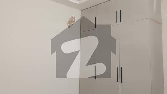 FLAT FOR RENT 3 RD FLOOR