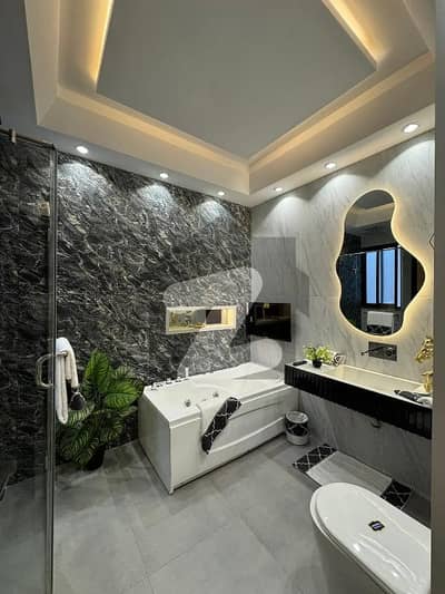 Brand New 3 bed dd 240 gaz ground floor in Gulshan Iqbal block 5