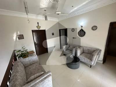 ڈی ایچ اے فیز 7 ڈی ایچ اے ڈیفینس,کراچی میں 4 کمروں کا 10 مرلہ مکان 7.25 کروڑ میں برائے فروخت۔