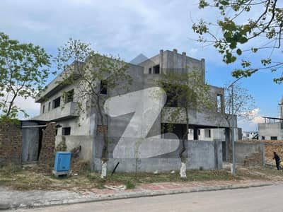 Luxury 1 Kanal Designer Grey Structure House | Lake and Park in Street | Top City Islamabad