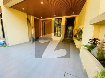 بحریہ ٹاؤن فیز 8 ۔ ابو بکر بلاک بحریہ ٹاؤن فیز 8 ۔ سفاری ویلی,بحریہ ٹاؤن فیز 8,بحریہ ٹاؤن راولپنڈی,راولپنڈی میں 5 کمروں کا 7 مرلہ مکان 3.6 کروڑ میں برائے فروخت۔