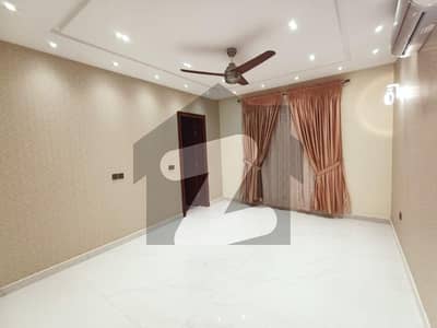 آئی ای پی انجنیئرز ٹاؤن ۔ سیکٹر اے آئی ای پی انجینئرز ٹاؤن,لاہور میں 6 کمروں کا 1 کنال مکان 6.75 کروڑ میں برائے فروخت۔