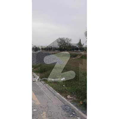 گالف ویو ریزیڈنسیا - فیز 1 گالف ویو ریذڈینشیاء,بحریہ ٹاؤن,لاہور میں 10 مرلہ رہائشی پلاٹ 75.0 لاکھ میں برائے فروخت۔