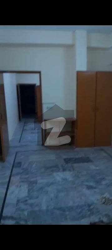 جی ۔ 11 مرکز جی ۔ 11,اسلام آباد میں 2 مرلہ دفتر 1.1 کروڑ میں برائے فروخت۔