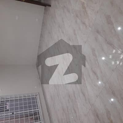 سوان گارڈن ۔ بلاک ای سوان گارڈن,اسلام آباد میں 4 کمروں کا 1 کنال زیریں پورشن 1.0 لاکھ میں کرایہ پر دستیاب ہے۔