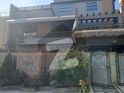 1-Kanal Beautiful House For Sale