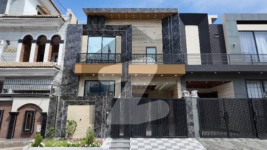 Looking For A House In Lahore