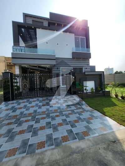 5 Marla Like Brand New Luxury Full House With Gas Available For Rent In Bahria Town Lahore.