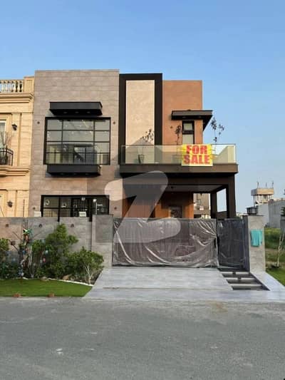 9-TOWN 5-MARLA BRAND NEW HOUSE IS AVAILABLE FOR SALE IN THE BEST BLOCK OF DHA LAHORE.