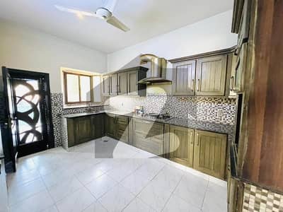 14 Marla full house for rent near to margallah avenue