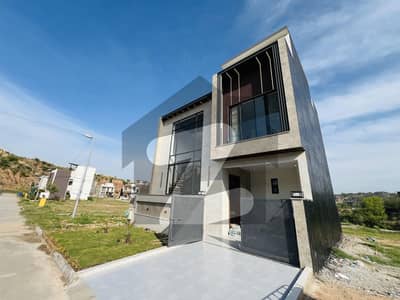 5 Marla Luxury House In DHA Phase 3 | Double Height Lobby | Modern Design