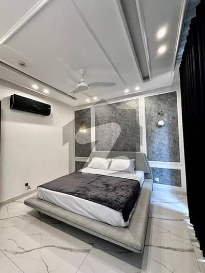 ڈی ایچ اے فیز 5 ڈیفنس (ڈی ایچ اے),لاہور میں 4 کمروں کا 10 مرلہ مکان 3.6 لاکھ میں کرایہ پر دستیاب ہے۔