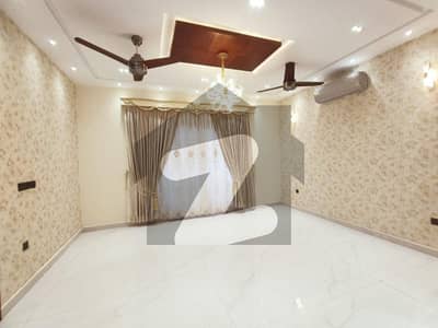 1 KANLA BEAUTIFUL HOUSE AVAILABLE FOR SALE IN A VERY HOT LOCATION IN FAZAIA HOUSING SCHEME PHASE 1 BLOCK B