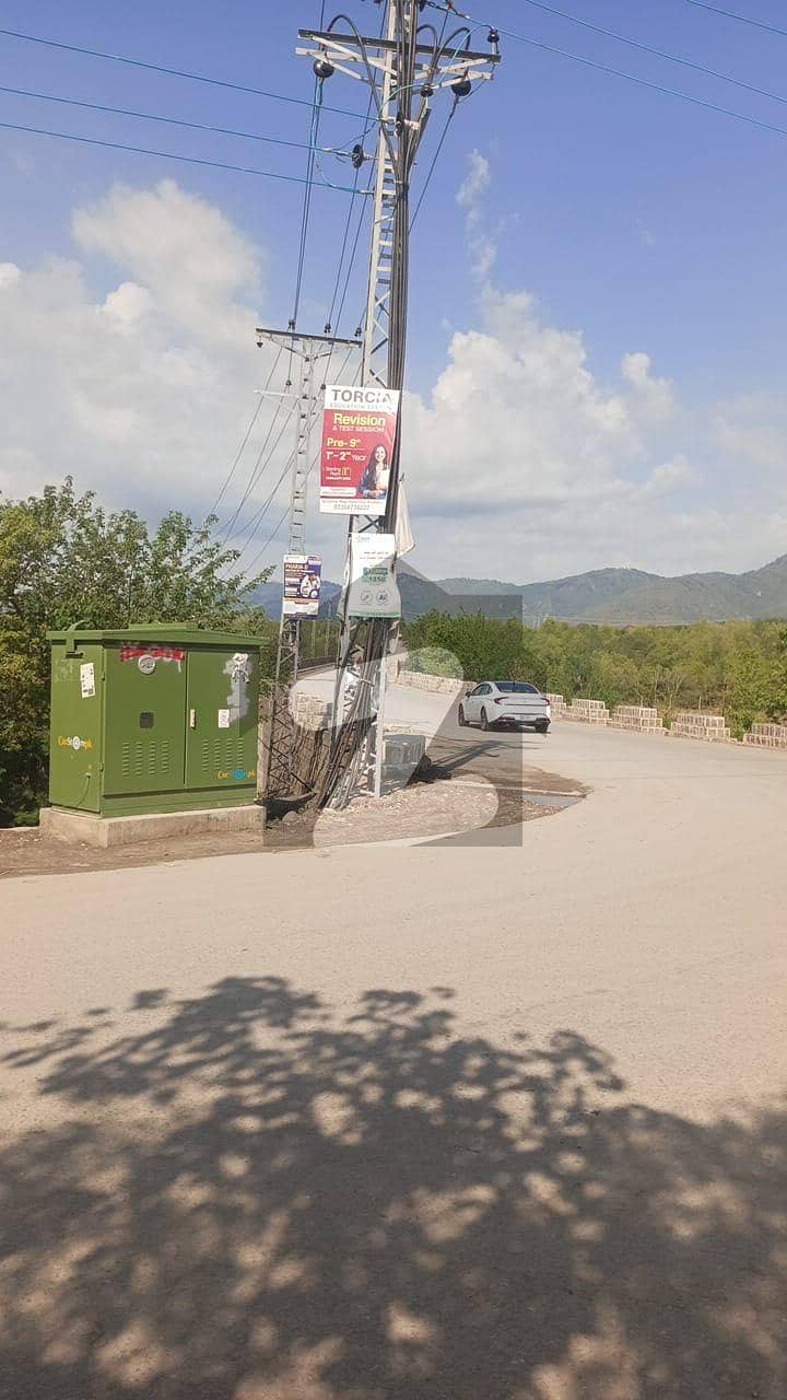 بنی گالہ اسلام آباد میں 4 مرلہ رہائشی پلاٹ 60.0 لاکھ میں برائے فروخت۔ بنی گالہ اسلام آباد میں 4 مرلہ رہائشی پلاٹ 60.0 لاکھ میں برائے فروخت۔