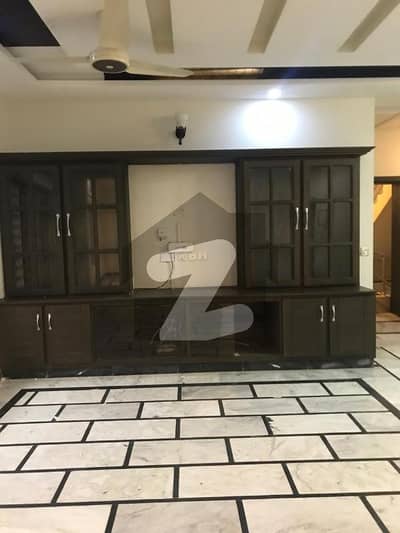 BEAUTIFUL LOCATION FULL HOUSE FOR RENT NEAR TO MARKAZ & FAMILY PARK