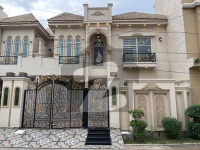 Prime Location 10 Marla House Is Available For Sale In Multan Public School Road