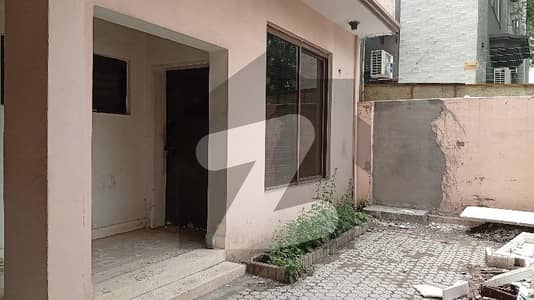 فیصل ٹاؤن لاہور میں 5 کمروں کا 10 مرلہ مکان 1.9 لاکھ میں کرایہ پر دستیاب ہے۔ فیصل ٹاؤن لاہور میں 5 کمروں کا 10 مرلہ مکان 1.9 لاکھ میں کرایہ پر دستیاب ہے۔