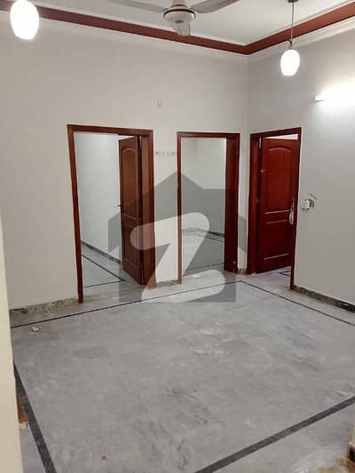 چٹھہ بختاور اسلام آباد میں 2 کمروں کا 7 مرلہ بالائی پورشن 26.0 ہزار میں کرایہ پر دستیاب ہے۔