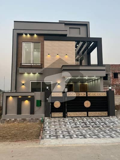 Bahria Nasheman 5 Marla Brand New House Available For Sale Very Lowest Price