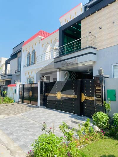 5 Marla Ultra Modern Design House Available For Sale On Installment At The Hot Location Of Bahria Nasheman Lahore