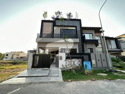 9-TOWN 5-MARLA BRAND NEW HOUSE IS AVAILABLE FOR SALE IN THE BEST BLOCK OF DHA LAHORE.