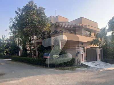 12 Marla Corner House For Sale Prime Location Wapda Town Phase 2, Lahore