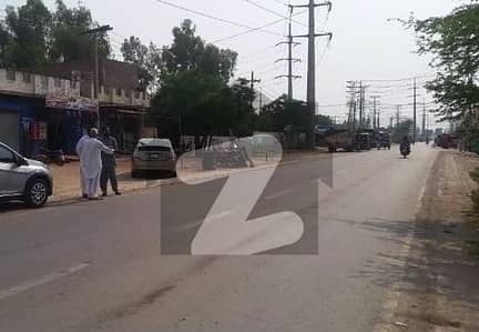 ملتان روڈ لاہور میں 133 کنال زرعی زمین 86.45 کروڑ میں برائے فروخت۔