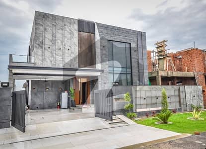 PHASE 6 1-KANAL BRAND NEW FULL BASEMENT FULLY FURNISHED BUNGALOW WITH 6 BEDROOMS IS AVAILABLE FOR SALE.