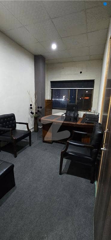 گلبرگ 3 گلبرگ,لاہور میں 1 کمرے کا 2 مرلہ دفتر 55.0 ہزار میں کرایہ پر دستیاب ہے۔