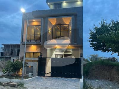 5 Marla ( 30*60 House in Block F ) For Rent Multi Gardens B-17 Islamabad.