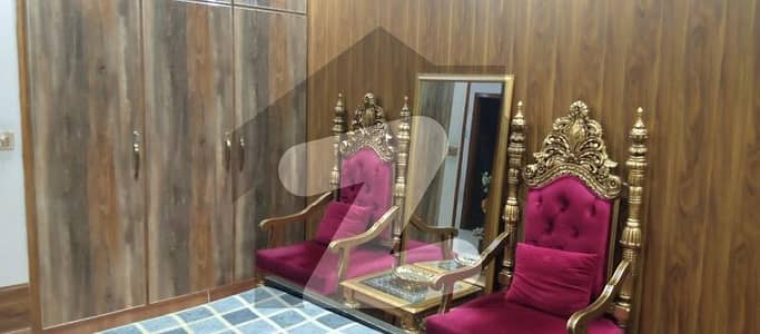 جوہر ٹاؤن فیز 2 جوہر ٹاؤن,لاہور میں 5 کمروں کا 7 مرلہ مکان 4.15 کروڑ میں برائے فروخت۔