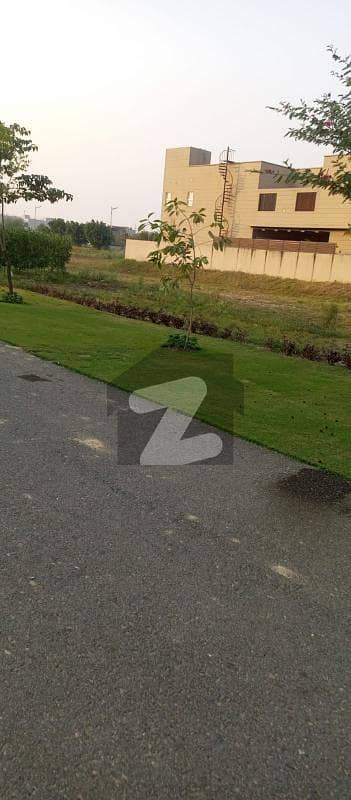 Rare 10 Marla Possession Plot | Air Avenue, DHA Phase 8 | 240 Lacs Rare 10 Marla Possession Plot | Air Avenue, DHA Phase 8 | 240 Lacs