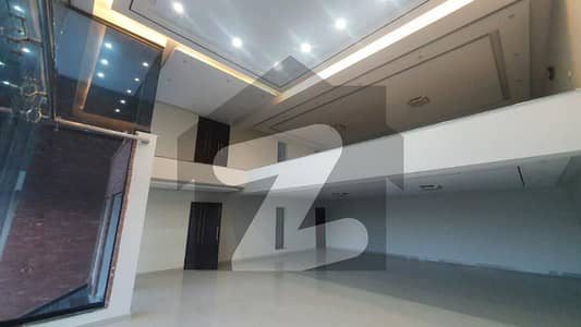 1 Kanal Building For Rent
