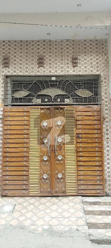 علامہ اقبال ٹاؤن ۔ نیلم بلاک علامہ اقبال ٹاؤن,لاہور میں 4 کمروں کا 3 مرلہ مکان 1.25 کروڑ میں برائے فروخت۔