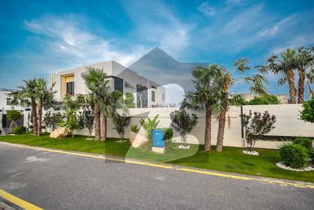 1+1 KANAL LAWN 1 KANAL LAWN FOR SALE NEAR DOLMEN MALL IN DHA PHASE 6