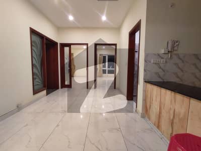 ڈی ایچ اے فیز 6 ڈی ایچ اے ڈیفینس,کراچی میں 3 کمروں کا 9 مرلہ فلیٹ 2.1 لاکھ میں کرایہ پر دستیاب ہے۔